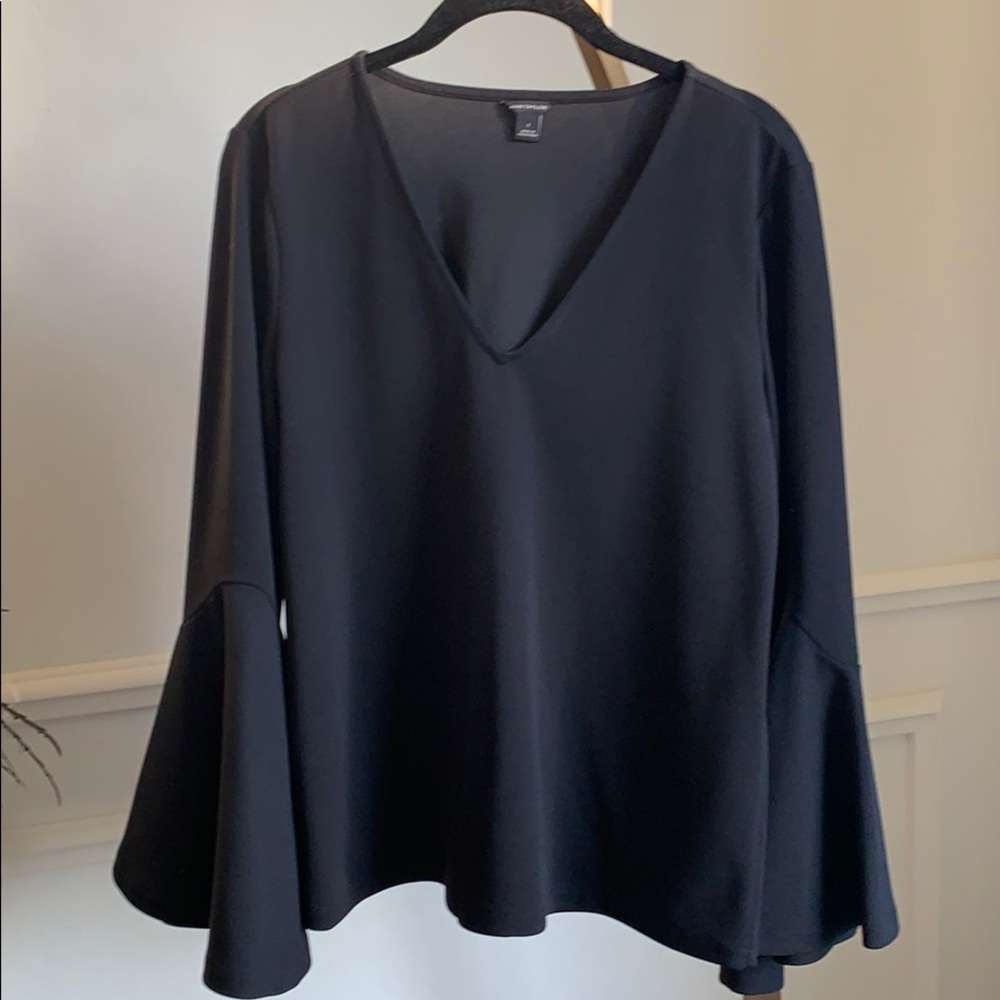 Ann Taylor Bell Sleeved Black Top Size Small